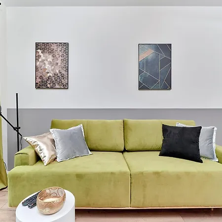 Modern Grabiszyn By Renters Breslavia